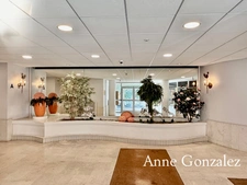 ORleANS COEUR DE VILLE, à vendre bel appartement T5 de 124 m2 vue Cathédrale et parc Pasteur avec balcon, cave et place de parling sécurisé