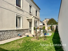 ORLEANS CENTRE, Bel appartement plain pied de plus de 85 m2 avec jardin privatif, terrasse et garage dans petite coproriété très bien entretenue