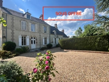 VITRY AUX LOGES, à vendre superbe Propriété du XIXème de plus de 300 m2, maison d'amis indépendante,