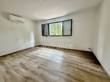 ORLEANS LA SOURCE, RARE à vendre Maison neuve, familiale et contemporaine T5 avec garage cave jardin de plus de 1200m2 