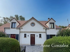 SAINT JEAN DE BRAYE, à vendre belle maison familiale de170 m2 avec jardin paysager clos dans un environnent calme et privilégié proche des toutes les commodités