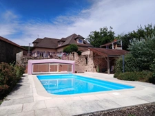 EXCEPTIONNELLE-MAISON AVEC VUE MAGNIFIQUE