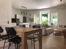CHARMANTE MAISON DE 6 PIECES