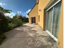 Maison avec une vie de plain-pied, PMR, 5 chambres, au calme