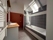 Maison en pierre, au calme, 3 chambres