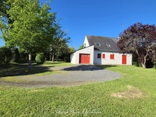 Férel !! Charmante maison de 108m2 nichée au coeur d'un écrin de verdure!