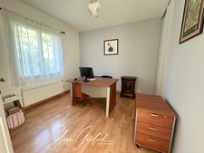 Maison avec une vie de plain-pied, PMR, 5 chambres, au calme