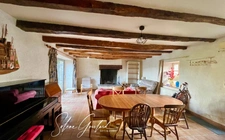 Ensemble immobilier !! RARE SUR LE MARCHÉ !! Chaumière et locaux commerciaux loués à 5 min des plages