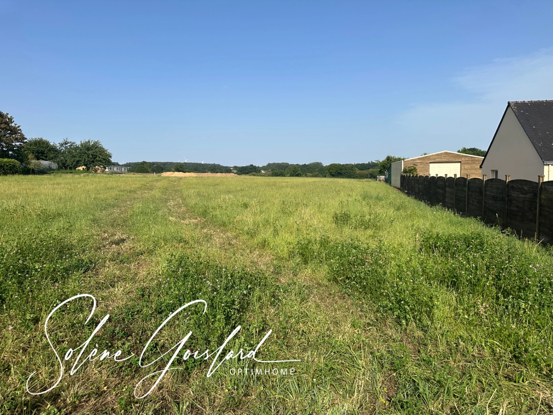 Terrain à bâtir !!! Proche bourg, au calme · à Saint Martin sur Oust · 30 000 €