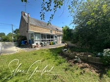 Maison en pierre, à 1km du bourg, au calme
