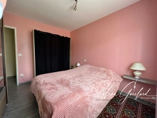 Maison individuelle plain-pied, bourg, 3 chambres, au calme