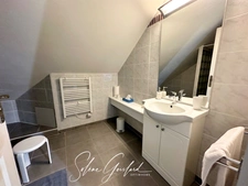Maison avec une vie de plain-pied, PMR, 5 chambres, au calme