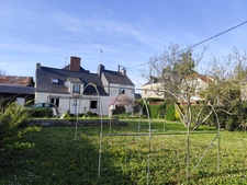 Maison et dépendances