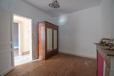 Maison mitoyenne à rénover entièrement
