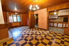 Maison de 90 m² à Rénover avec 4 Chambres