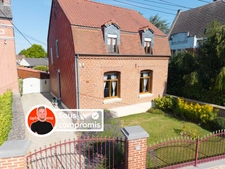 Maison individuelle avec garage et jardin – Proche centre-ville de Landrecies
