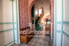 Maison de maître de 255 m² avec jardin
