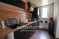 Maison atypique avec beaux volumes sur 2 000 m² de terrain