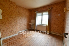 Maison de 90 m² à Rénover avec 4 Chambres