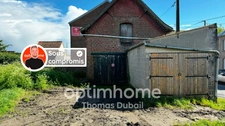 Garages et terrain constructible