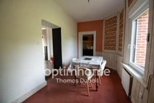 Maison atypique avec beaux volumes sur 2 000 m² de terrain