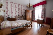 Maison de maître de 255 m² avec jardin