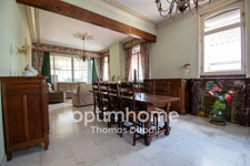 Maison de maître de 255 m² avec jardin