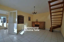 Exclusivité - REUMONT - Maison individuelle à conforter avec garage & jardin clos sur 860m² 