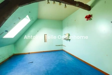 BAZUEL 59360 - Longère individuelle à conforter avec grange, dépendances & jardin clos sur 810m² 