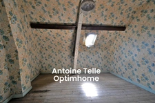 Exclusivité - Saint Souplet- Maison mitoyenne à rénover sur 470m² de terrain bordé par la rivière