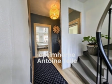 Magnifique maison semi-individuelle de 3 chambres avec jardin verdoyant - Votre coup de coeur !
