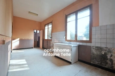 Batisse à rénover avec dépendance sur 2500m² - Le Pommereuil