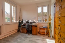 BAZUEL 59360 - Longère individuelle à conforter avec grange, dépendances & jardin clos sur 810m² 