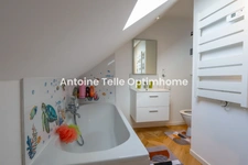 Poix du Nord 59218 - Maison semi-individuelle de 2 chambres avec stationnement privé, terrasse & jardin clos.
