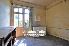 Exclusivité - Saint Souplet- Maison mitoyenne à rénover sur 470m² de terrain bordé par la rivière