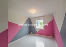 Exclusivité - Pavillon de 5 chambres posé sur 1165m² - idéal famille - Poix du Nord 59218