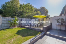 Poix du Nord 59218 - Maison semi-individuelle de 2 chambres avec stationnement privé, terrasse & jardin clos.