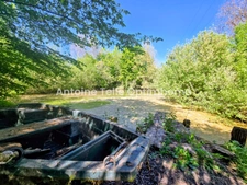 Bazuel / Le Cateau 59360 - Longère individuelle de campagne avec chalet, sauna, jardin arboré & étang sur 5265m²