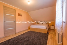 Poix du Nord 59218 - Maison semi-individuelle de 2 chambres avec stationnement privé, terrasse & jardin clos.