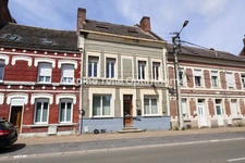 Immeuble de rapport 4 logements + places de parkings – Centre-ville Le Cateau-Cambrésis 59360