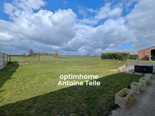Exclusivité - La Groise - Plain pied de 3 Chambres avec devanture aménagée, garage et jardin clos