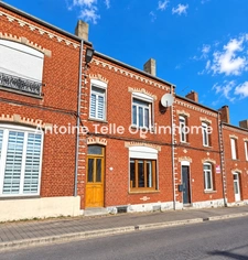 Le Cateau - Maison à conforter avec jardin en accès sur deux rues sur 420m²