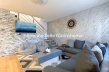 Poix du Nord 59218 - Maison semi-individuelle de 2 chambres avec stationnement privé, terrasse & jardin clos.