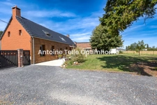 BEAURAIN 59730 - Longère individuelle modernisée sur 1240m² clos, arboré & vue sur campagne