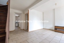 Le Cateau 59360 - Opportunité d'investissement - Maison de deux chambres avec cour intérieure