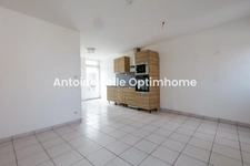 Le Cateau 59360 - Maison sans travaux avec deux chambres & jardin - Idéal investisseur / 1ère acquisition
