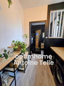 Magnifique maison semi-individuelle de 3 chambres avec jardin verdoyant - Votre coup de coeur !