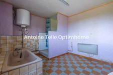 La Groise - Maison individuelle avec grange sur terrain de 950m² - Opportunité de rénovation à saisir
