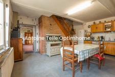 BAZUEL 59360 - Longère individuelle à conforter avec grange, dépendances & jardin clos sur 810m² 