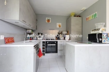 Salesches - Plain pied de 3 Chambres avec garage, terrasse et jardin clos - A découvrir rapidement !